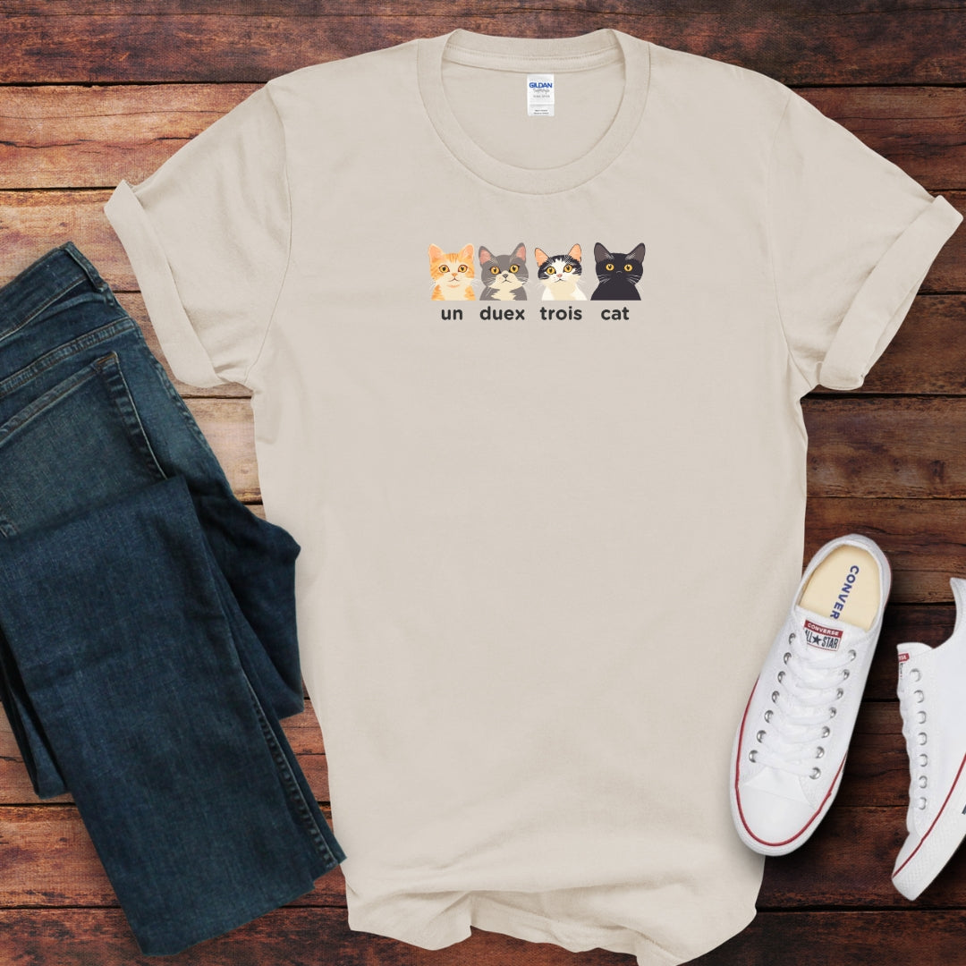 ‘un deux trois cat’ T-Shirt