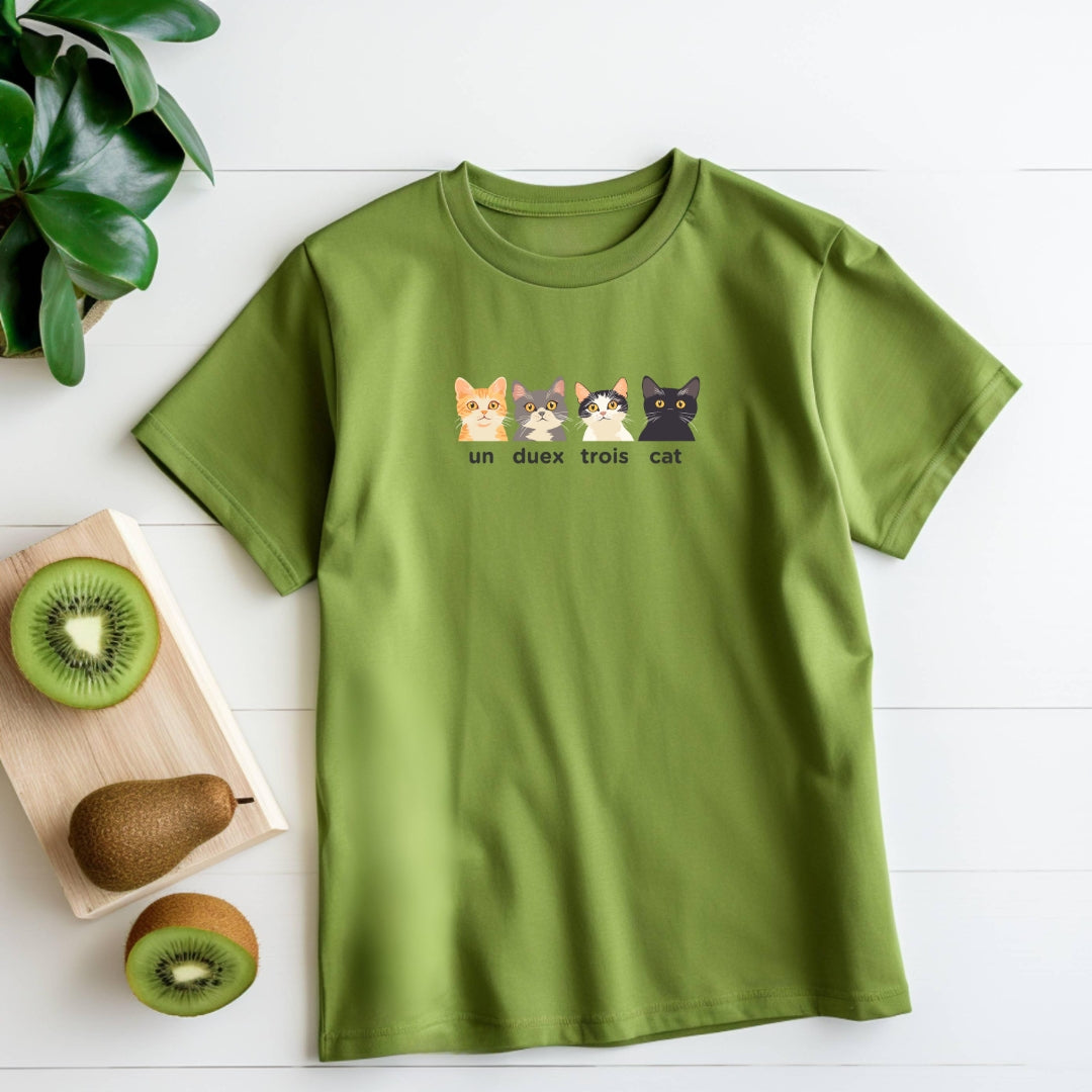 ‘un deux trois cat’ T-Shirt